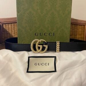 Gucci Black Belt with Gold GG Buckle